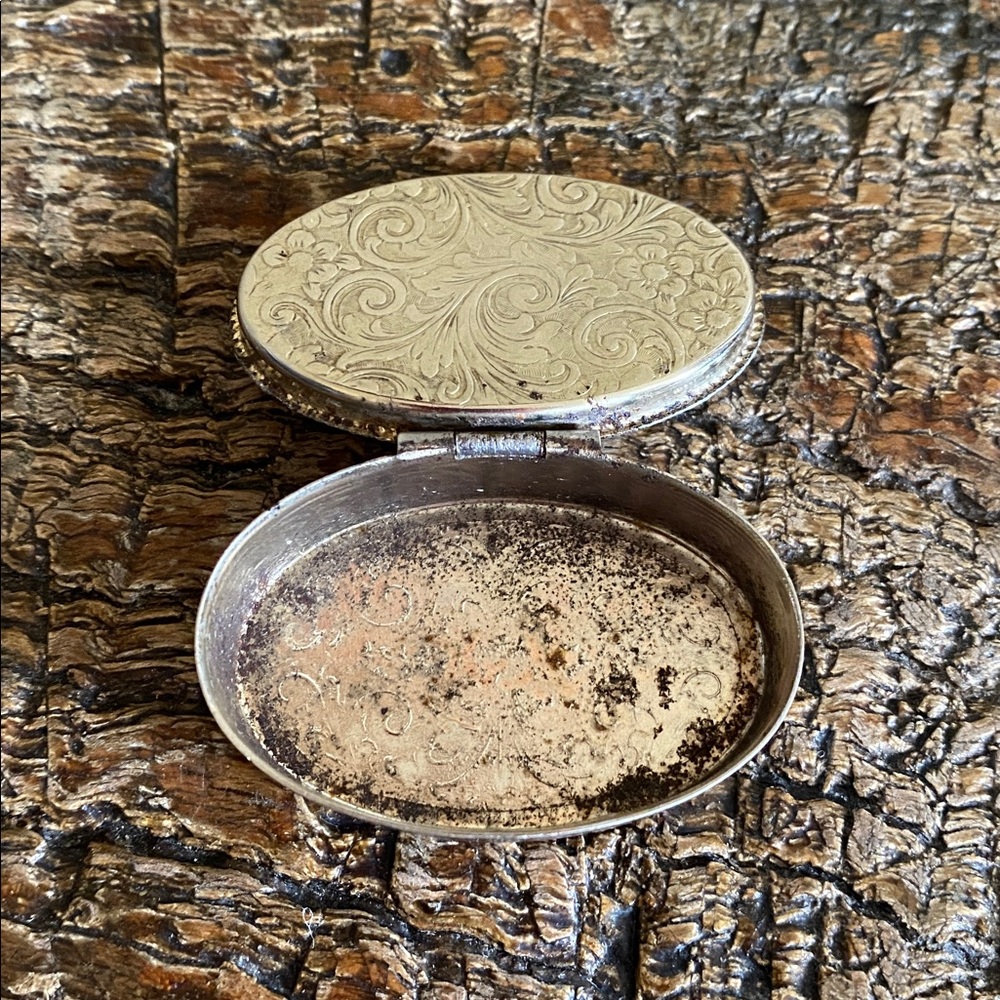 🌹Vintage🌹Rose Pill Box - Picture 7 of 8